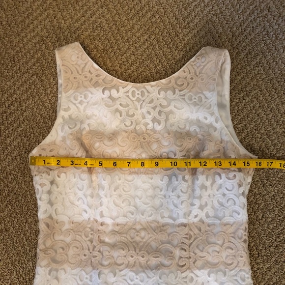 WHBM Striped Lace Tank Top Tan White w/zipper back - Picture 4 of 6